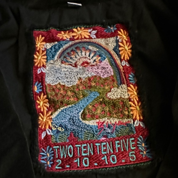 Bohemian Embroidered Trench Coat - Picture 2 of 11